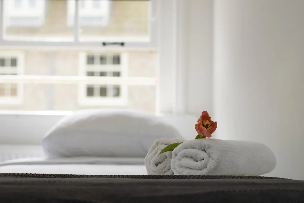 Bnbpearl Amsterdam Bed & Breakfast