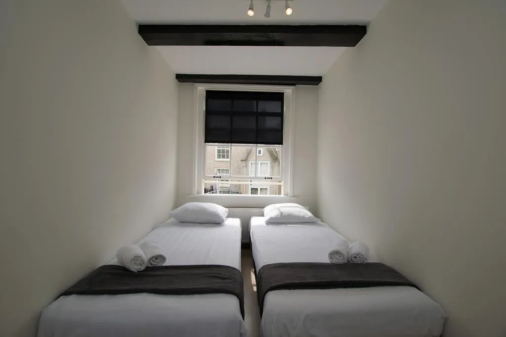 Bnbpearl Amsterdam Bed & Breakfast
